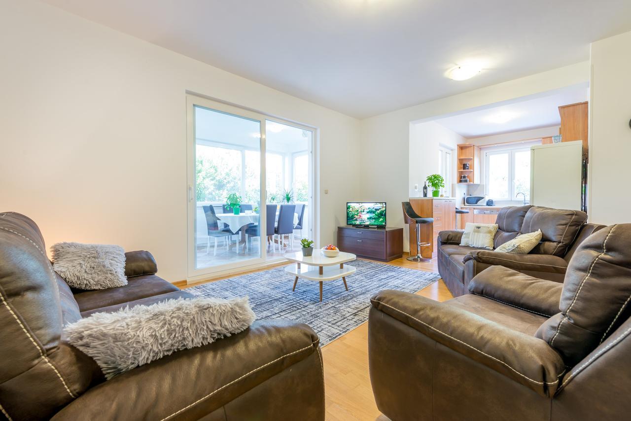 Apartment With Terrace And Mini Pool Green Gold Dubrovnik Exterior foto